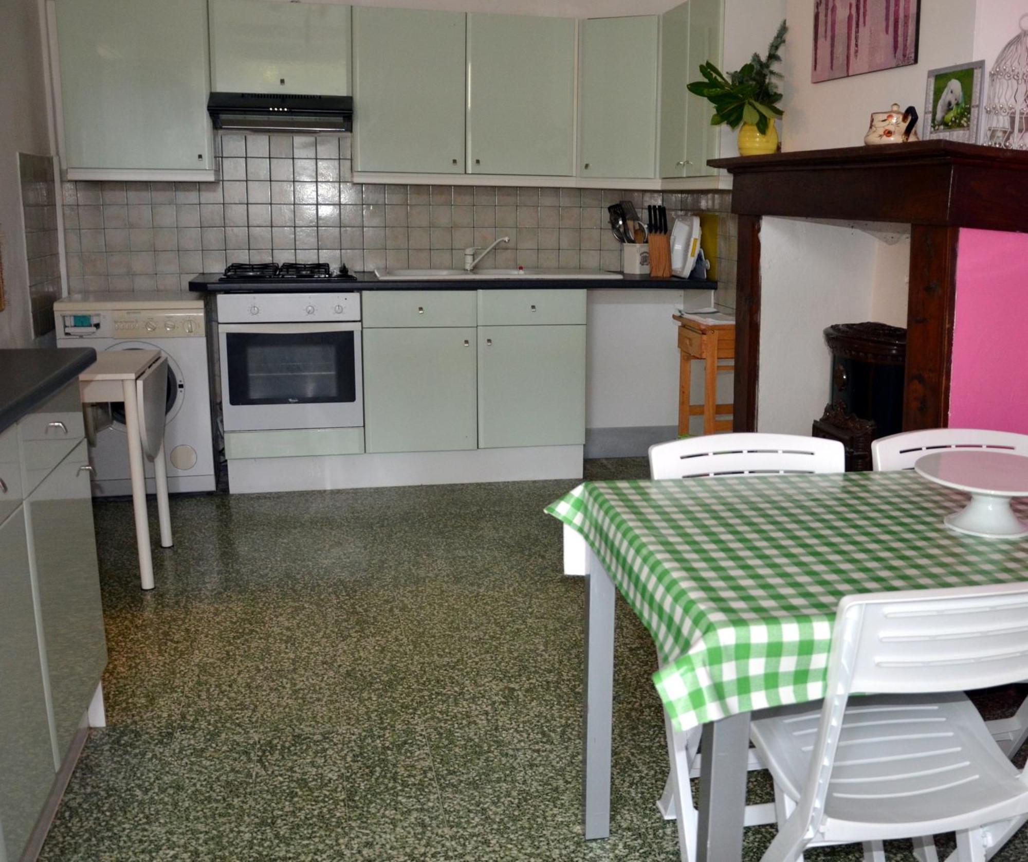 Chez Madeleine Bed & Breakfast Saint-Colomb-de-Lauzun ภายนอก รูปภาพ